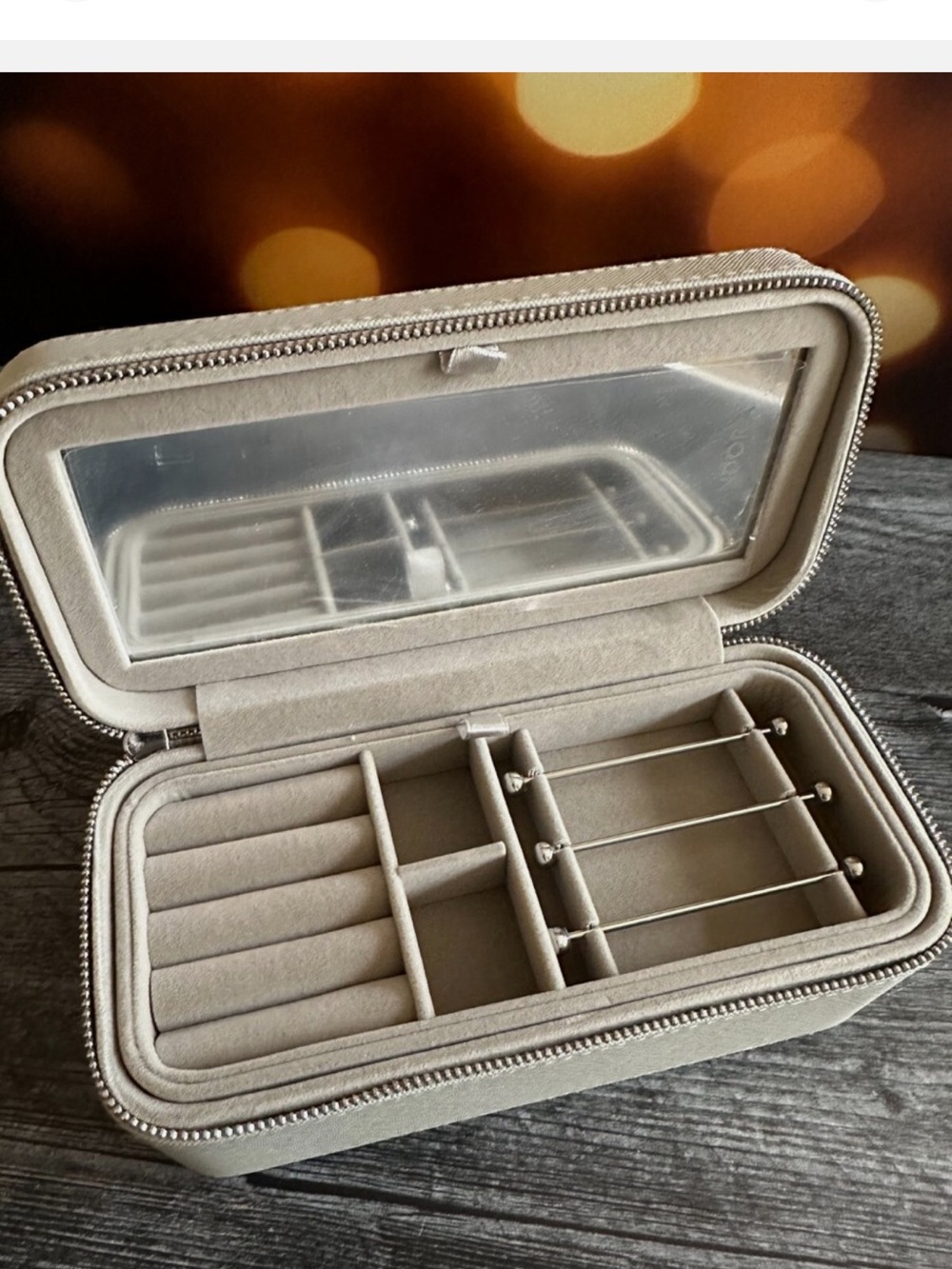 Grey pandora Jewelry Travel Case with Embossed Logo - Picture 2 of 4
